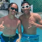 Gonzalo Plata se encontró con el jugador Xavi Simons del PSG, en República Dominicana.