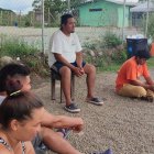 Indignación.  

Wilmer Zambrano pasó de tener una vida tranquila en Quito a estar encerrado en un albergue, en Panamá.