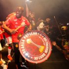 Enner Valencia se animó a tomar un tambor durante su presentación con el Inter.