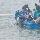 Pescadores de Santa Rosa participaron en la captura.