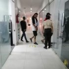 A los sospechosos los investigan por tener armas de fuego.