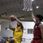 Actualmente se disputa en el país la Liga BásquetPro, torneo paralelo al que organiza la Federación Ecuatoriana de Baloncesto (FEB).