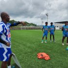 Óscar Bagüí, exjugador ecuatorianos, es el actual técnico de Esmeraldas Petrolero.