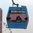 La Aerovía transporta a los ciudadanos de Guayaquil a Durán y viceversa. No obstante, los momentos románticos también se llevan a cabo en ella.