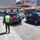 Agentes de la AMT realizan controles a diario para asegurarse de que la medida se cumpla
