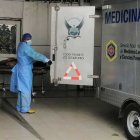 Los paquetes con las piezas humanas fueron analizados en el Centro Forense de la ciudad de Quevedo.