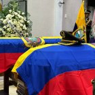 Los restos del mayor Christian Granizo y el cabo Cristian Enríquez fueron velados en el Cuartel Modelo.