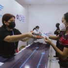 Según Acaiturri se dieron 250.000 tablets y 14.000 quedaron en stock.