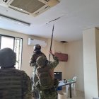 Los techos falsos del Centro de Detención Provisional, dentro del complejo carcelario, también fueron revisados por las Fuerzas Armadas.