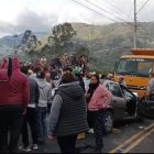 El accidente múltiple cobró la vida de cuatro integrantes de una misma familia en Pelileo.