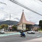 El hurto sucedió mientras el sacerdote practicaba la misa de la mañana.