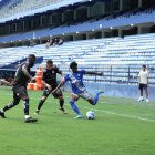 Emelec empata a cero en el Capwell.