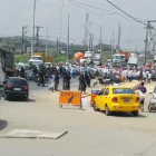 La Policía intentaba garantizar la circulación.