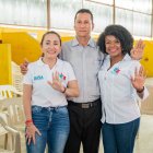 Pedro Briones (en el centro) habría muerto producto de un impacto de bala