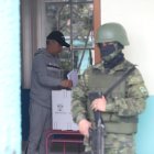 La jornada electoral continúa normal en Loja.