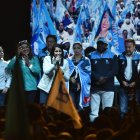 Luisa González celebrando que pasó a segunda vuelta.