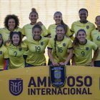 En julio pasado, el nuevo técnico de la Tri femenina, André Usme, convocó a 26 jugadoras, de ellas 13 fueron las legionarias. Vencieron a Cuba en los 2 partidos (1-0 y 2-0).