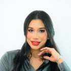 Los labios rojos combinas con los rubores rosas fuertes