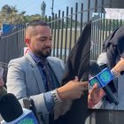 Santiago Castro le hizo el feo al reportero Luis Conforme.