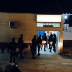 Personal de la Policía fue al hospital para constatar el deceso de la víctima.