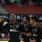 José Angulo anotó el primer tanto para Liga-