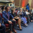 Al homenaje póstumo, por el mes del asesinato de Fernando Villavicencio, acudieron Christian Zurita, Gloria Valencia y otros amigos y parientes.