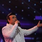 Leonardo Escalante intérprete de Juan Gabriel e alzó con el primer lugar en el programa Yo me llamo.