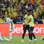 Luego del encuentro entre Ecuador y Uruguay, los jugadores de ambas selecciones terminaron exhaustos por la altura de Quito.