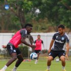 Emelec completó con éxito ayer su práctica en Samanes.