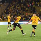 Janner Corozo (izq.) anotó el único gol del partido.