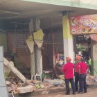 Bomberos continúan investigando qué causó el siniestro.