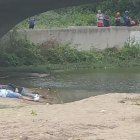 Las víctimas estaban sobre la arena y cerca al agua.