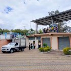 En Patate están investigando quién es la madre que arrojó un feto de seis meses en el basurero.