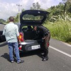 Agentes de la Policía realizan rastreo en vías de segundo orden.