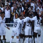 Los albos están enfocados en dar una alegría a sus hinchas, quienes acudirán de forma masiva al estadio Rodrigo Paz.