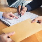 La Fiscalía investiga un presunto fraude procesal cometido por una de sus funcionarias, cuatro peritos y un policía.  (Imagen de referencia)