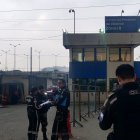 Hieren a Policía al pie de la cárcel Regional.