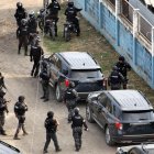 Policías y militares realizan operativos en conjunto.