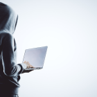 La inteligencia artificial habría sido la herramienta que usaron los agresores.