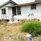Esta es la casa abandonada donde fue atacada la joven.