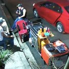 El sujeto fue sorprendido por la espalda.