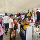 En el parque Samanes los comerciantes informales ofrecen sus productos