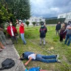 Los moradores agarraron al presunto ladrón con las herramientas robadas.