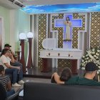 En el sector La Tolita, en una sala de velaciones, sus amigos y familiares se despidieron de Jonathan Sánchez.