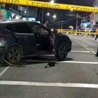 Dentro de este auto plomo, sin placa, fueron baleados padre e hijo. El crimen fue cerca de la casa que arrendaban.