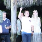 Daniel Noboa junto a su esposa, Lavinia Valbonesi.