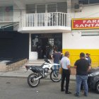 Un extranjero fue baleado en unas oficinas de Portoviejo.