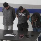 La mujer detenida lloraba en las instalaciones de la Policía Judicial aduciendo que no tenía que ver en el crimen.