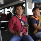 Los conductores y  ayudantes afirman que deben defenderse como puedan de la delincuencia.