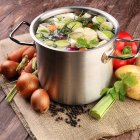 Este preparado es esencial para darle sabor a la mayoría de las recetas de cocina.